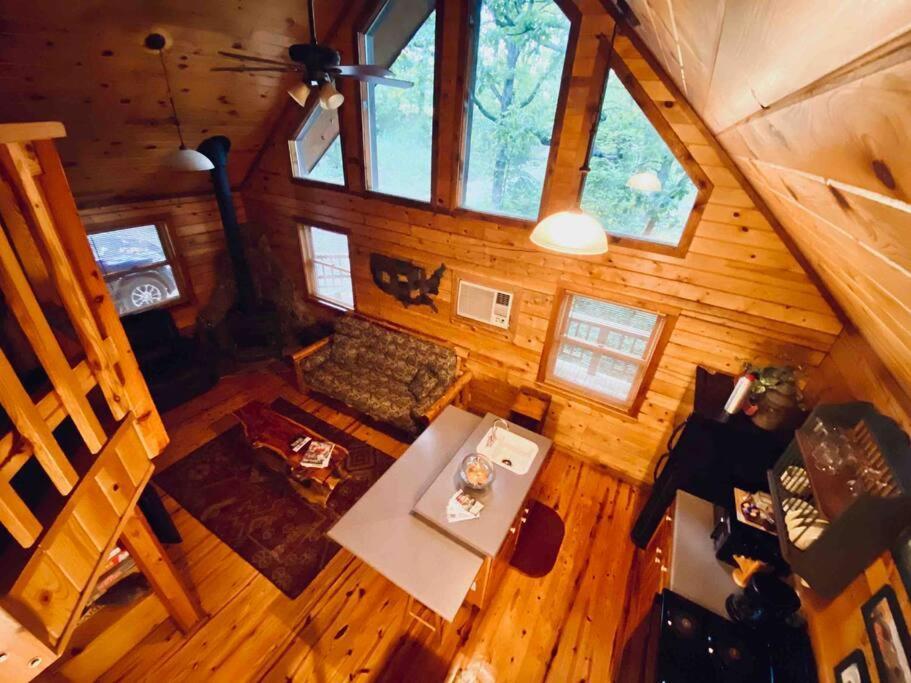 The Loft At Bear Mountain Log Cabins Eureka Springs Eksteriør bilde
