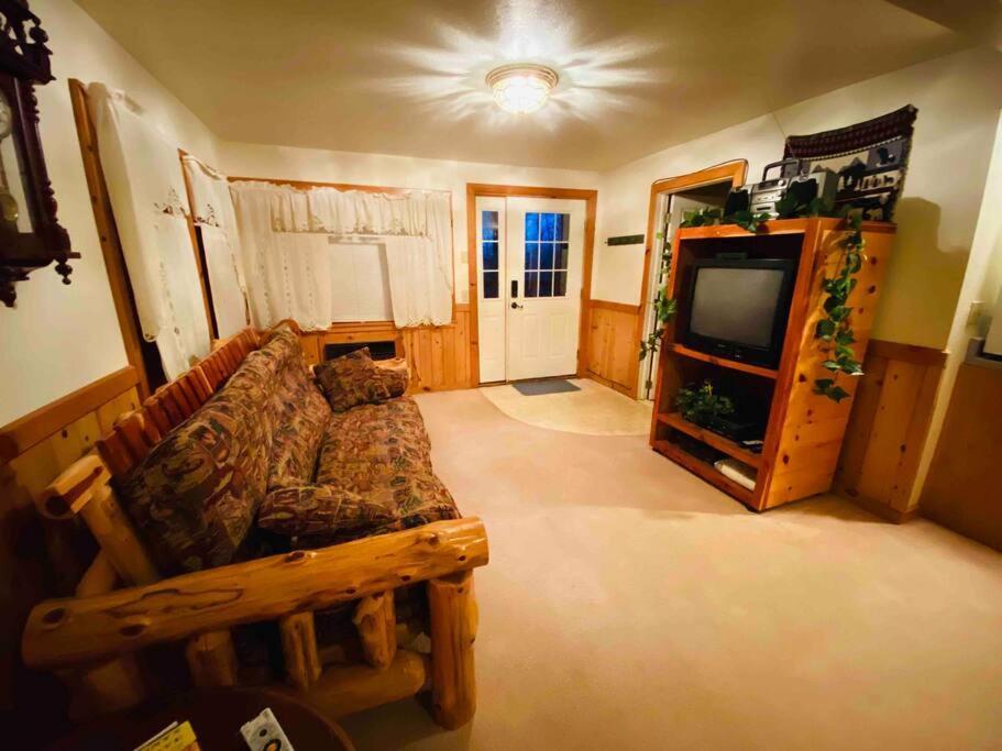 The Loft At Bear Mountain Log Cabins Eureka Springs Eksteriør bilde
